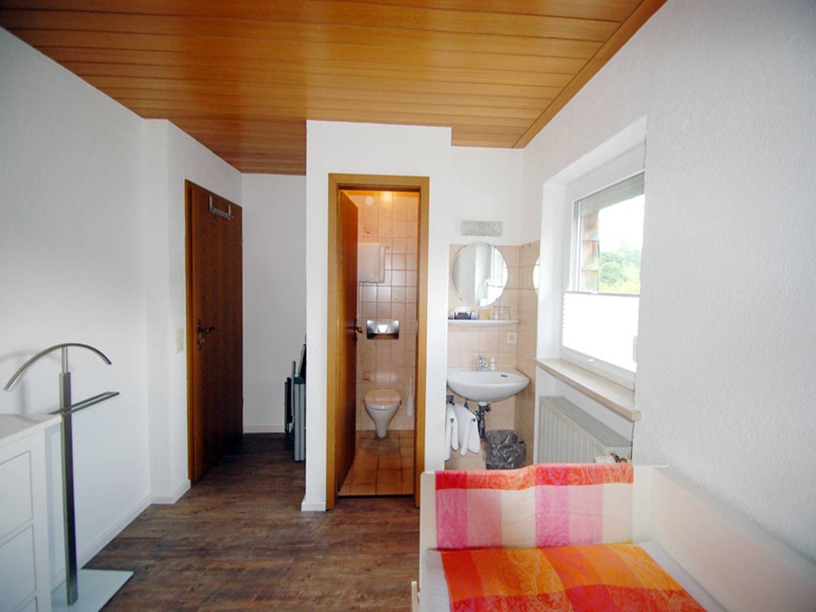 80 M² Ferienwohnung ∙ 2 Schlafzimmer ∙ 3 Gäste - Waging am See
