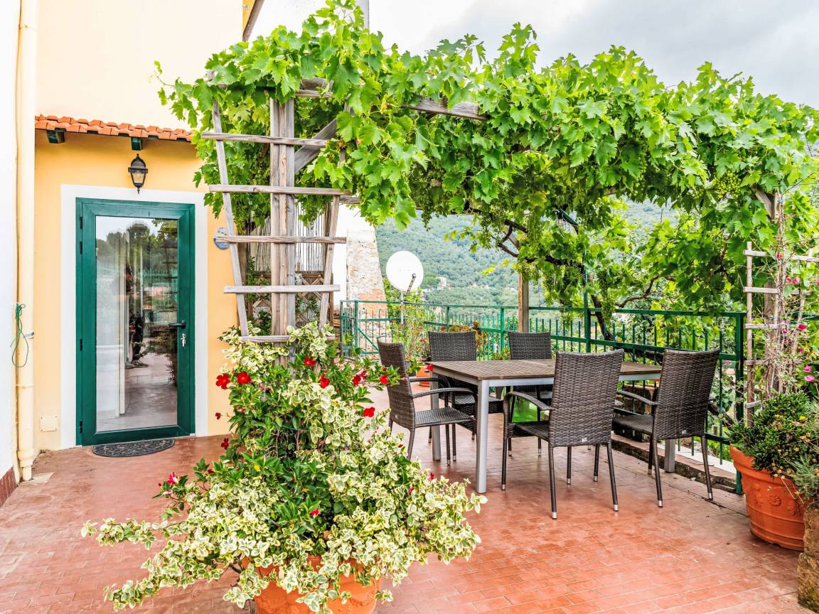100 M² Appartement ∙ 3 Chambres ∙ 6 Personnes - Taggia