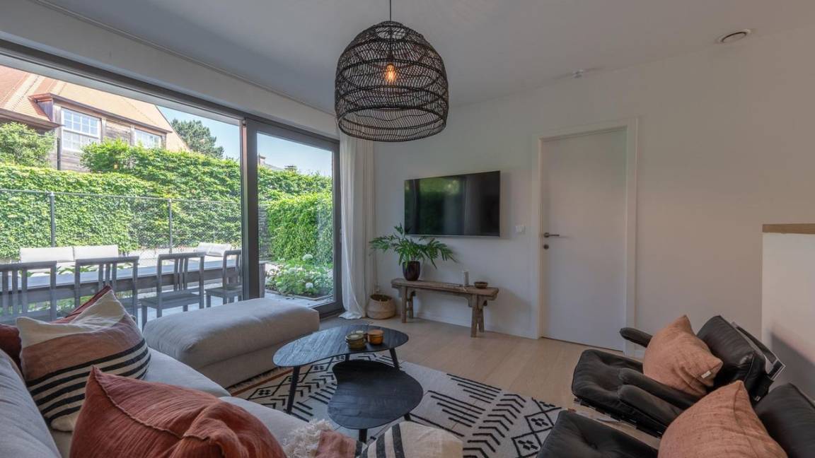 75 M² Apartamento ∙ 2 Habitaciones ∙ 4 Huéspedes - Bruges