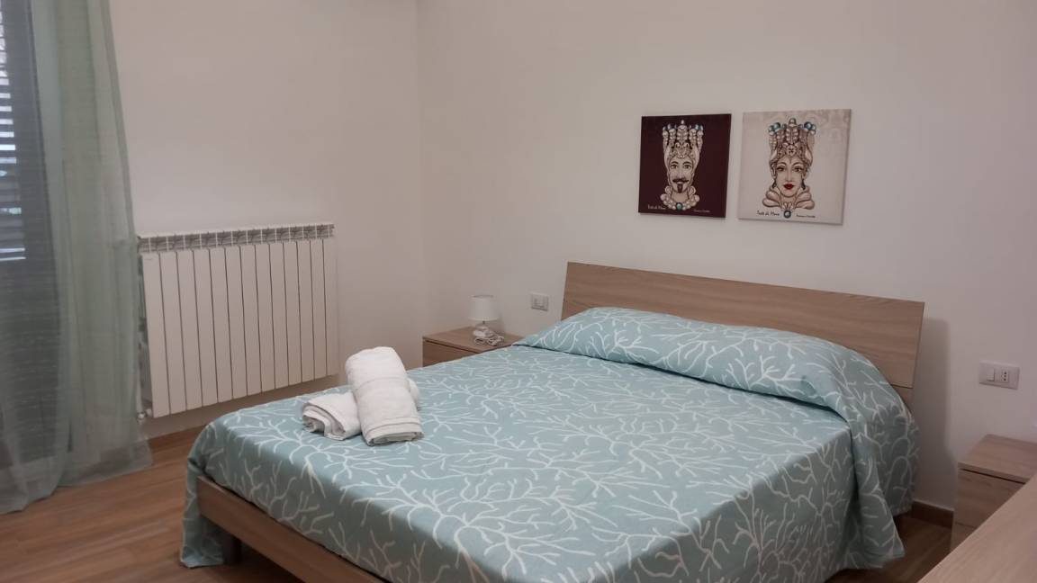 90 M² Appartamento Vacanza ∙ 2 Camere Da Letto ∙ 4 Ospiti - Partinico