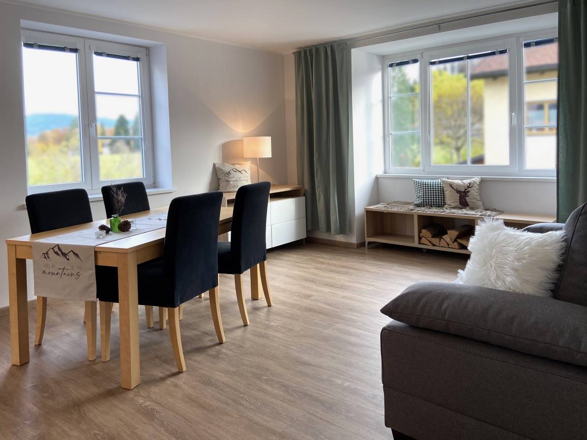 78 M² Ferienwohnung ∙ 4 Gäste - Siegsdorf