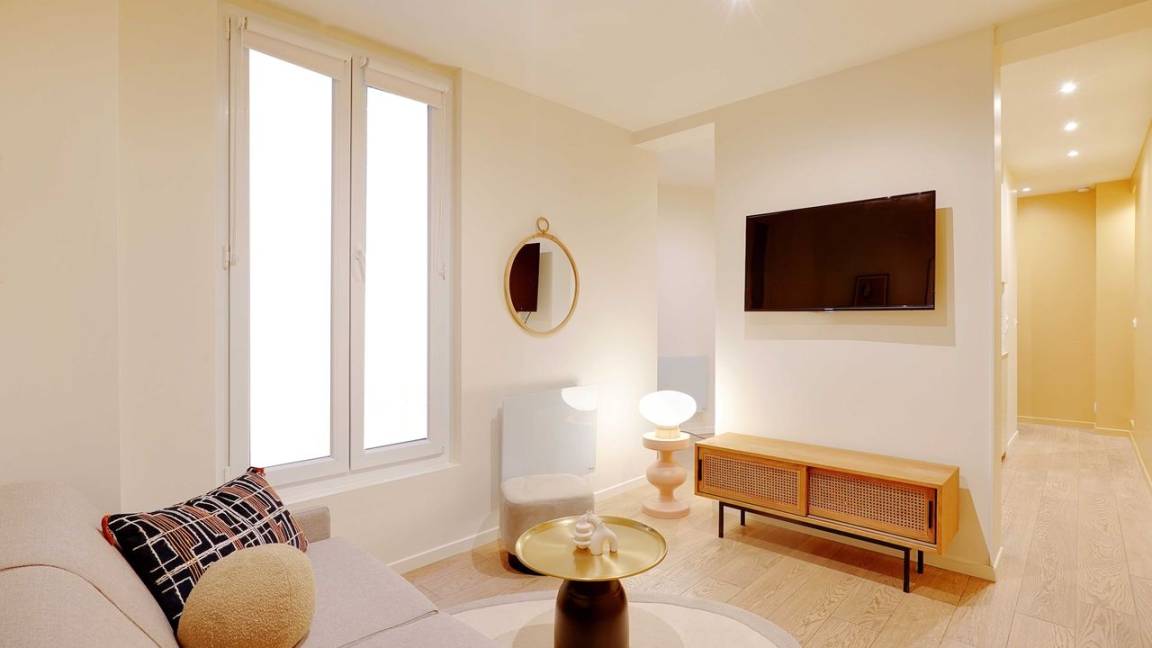 39 M² Appartement ∙ 1 Chambre ∙ 2 Personnes - Paris