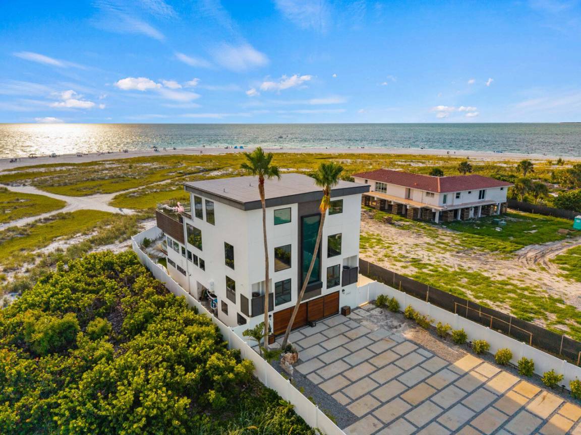 474 M² House ∙ 4 Bedrooms ∙ 8 Guests - Holmes Beach, FL
