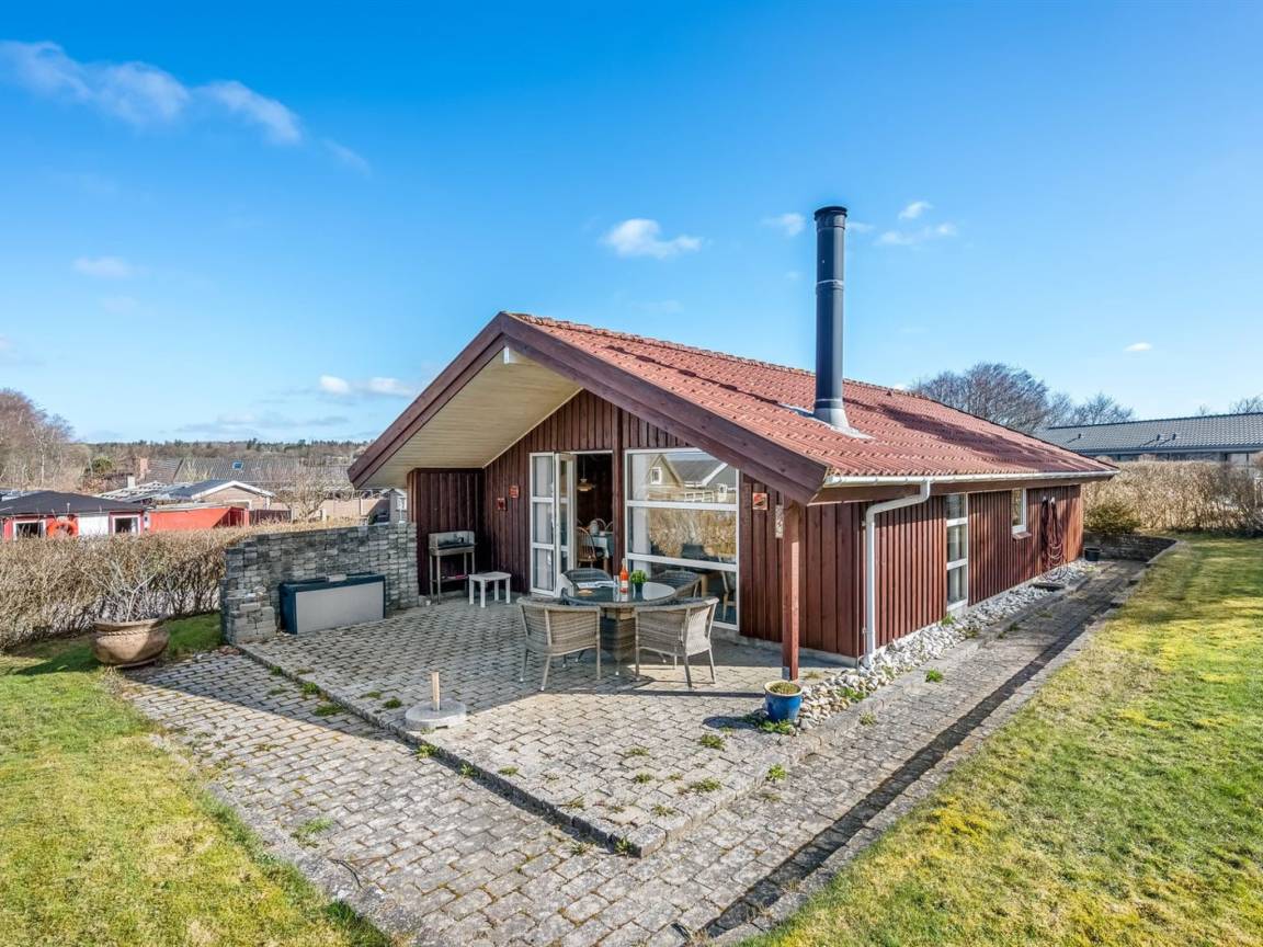 60 M² Ferienhaus ∙ 2 Schlafzimmer ∙ 4 Gäste - Esberg