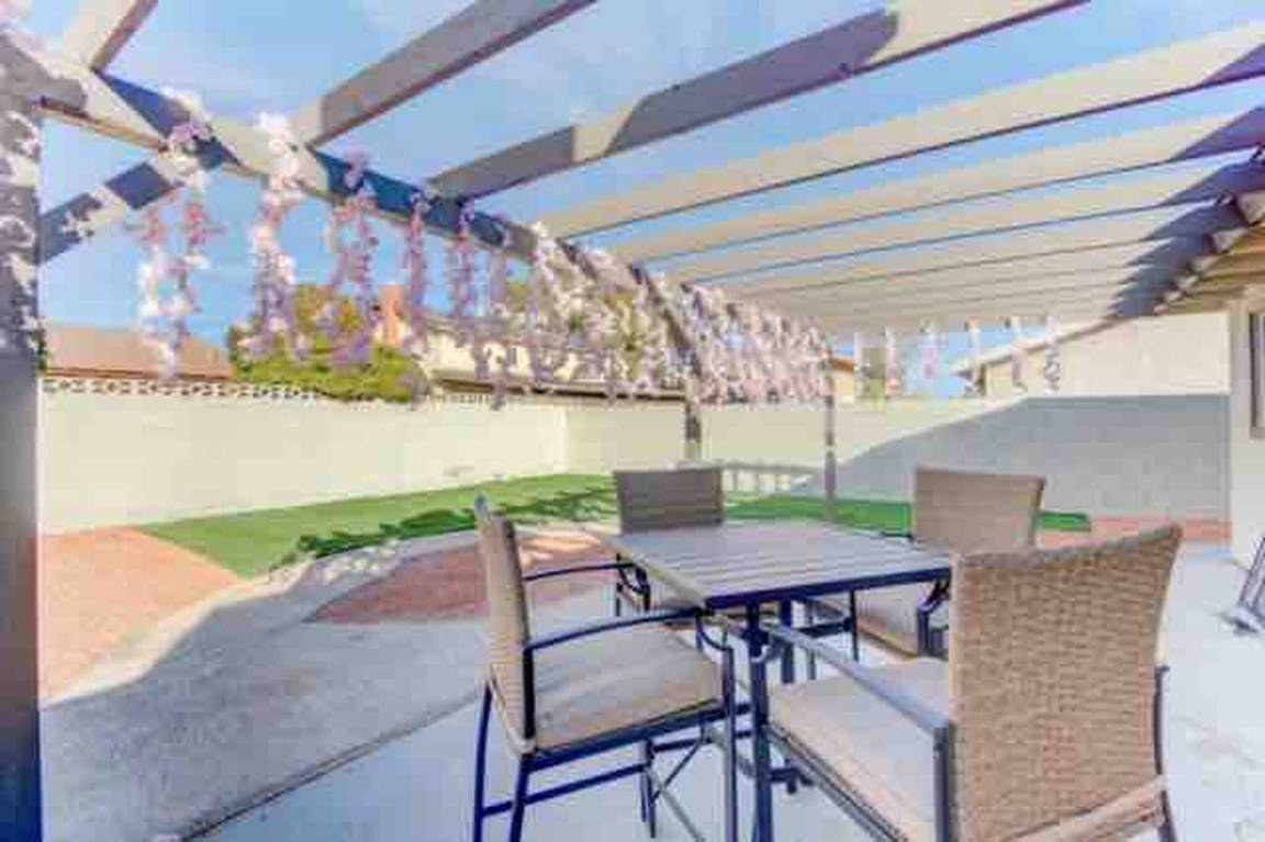 130 M² Ferienhaus ∙ 3 Schlafzimmer ∙ 6 Gäste - Las Vegas, NV