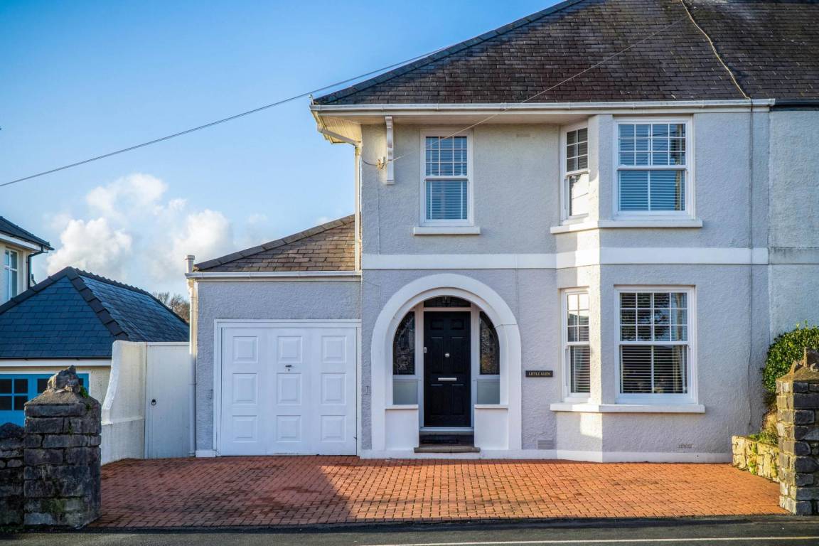167 M² House ∙ 3 Bedrooms ∙ 6 Guests - Saundersfoot