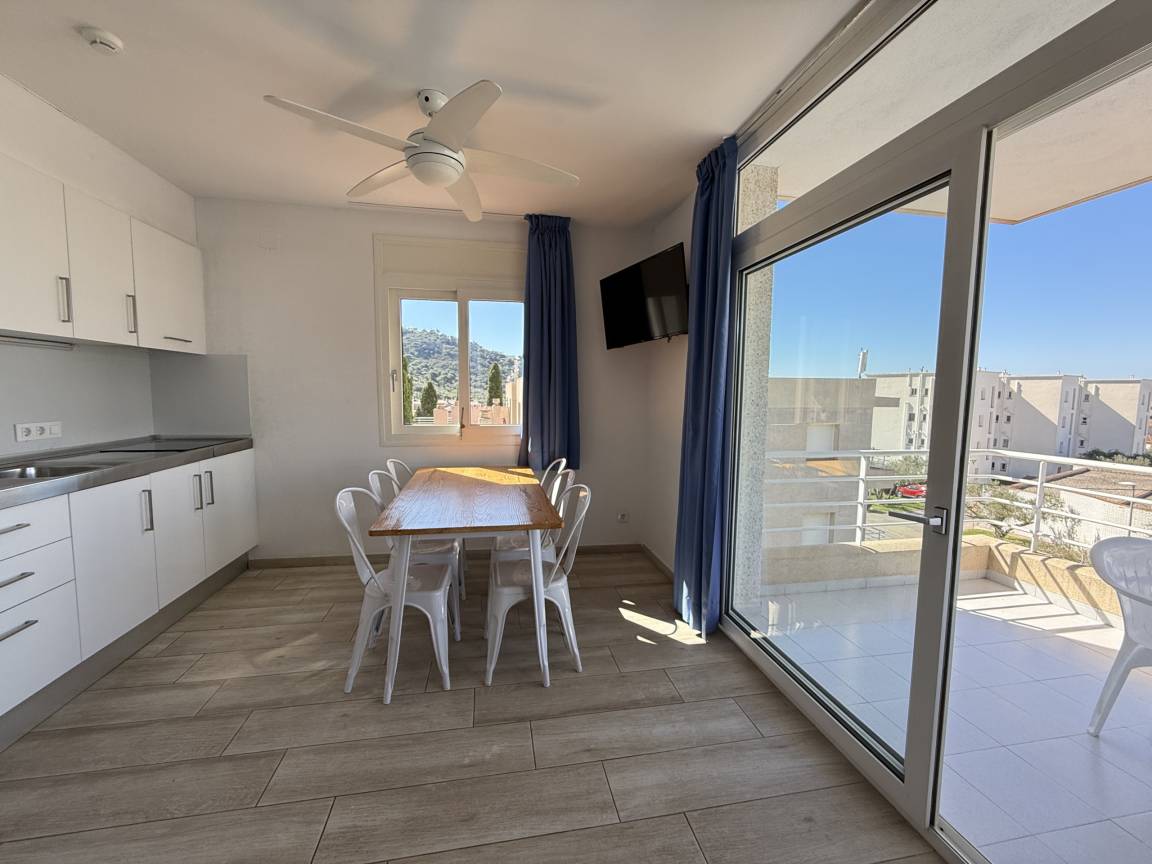 65 M² Ferienwohnung ∙ 2 Schlafzimmer ∙ 6 Gäste - Cadaqués