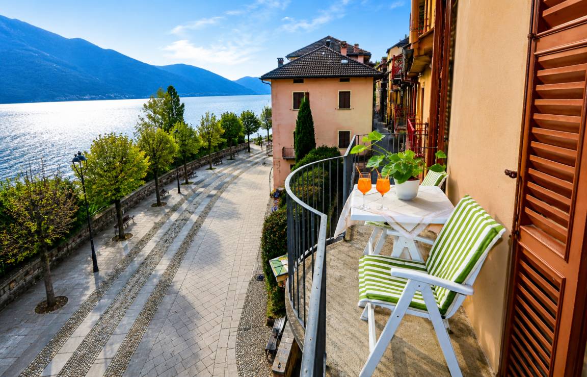 70 M² Apartment ∙ 2 Bedrooms ∙ 4 Guests - Cannobio