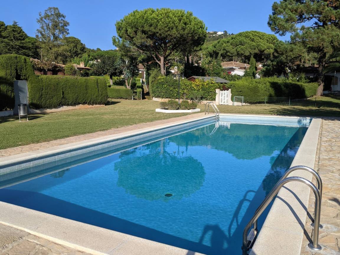 70 M² Cottage ∙ 2 Bedrooms ∙ 4 Guests - Costa Brava, Spain