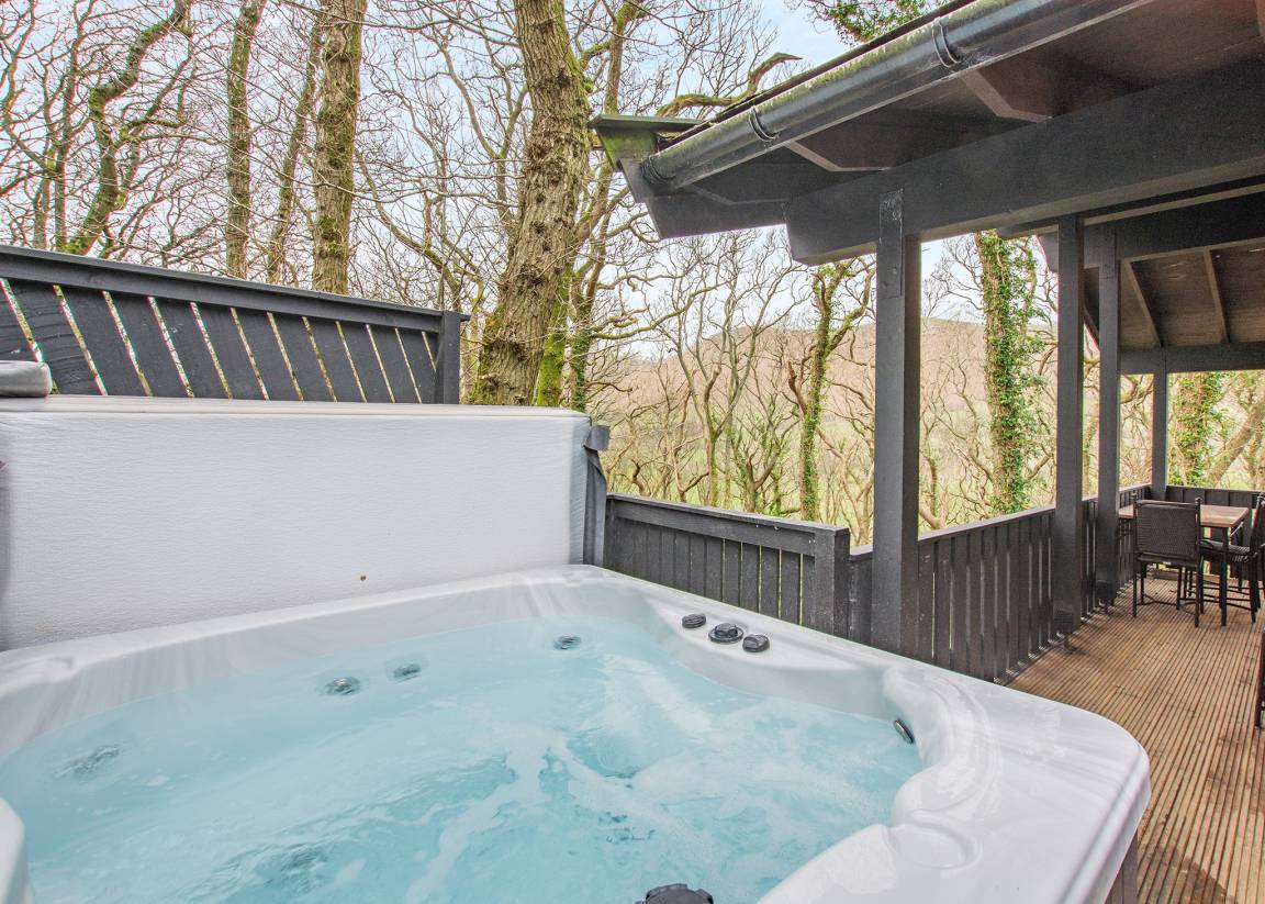 Chalet ∙ 2 Bedrooms ∙ 4 Guests - England