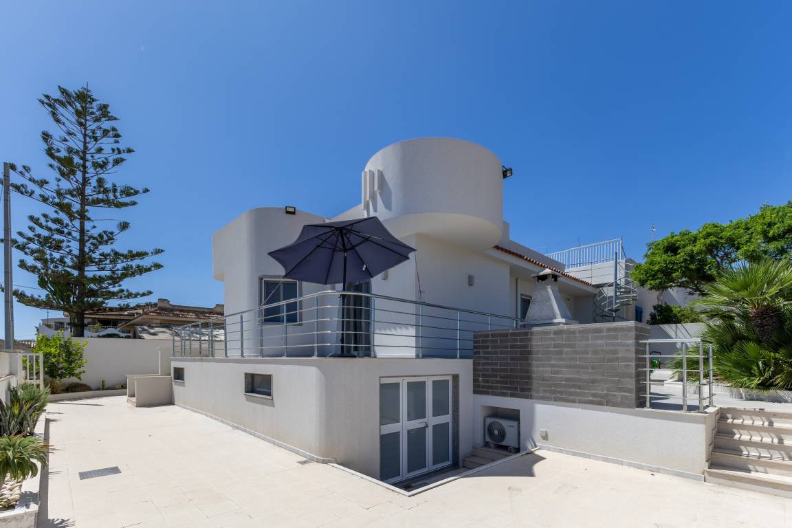 130 M² Villa ∙ 3 Schlafzimmer ∙ 6 Gäste - Pozzallo
