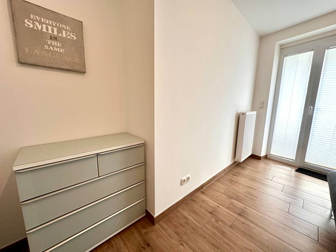 75 m² Ferienwohnung ∙ 1 Schlafzimmer ∙ 3 Gäste – Bild 8