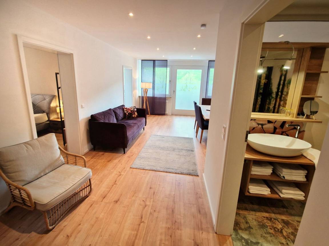112 M² Ferienwohnung ∙ 3 Schlafzimmer ∙ 8 Gäste - Seebach