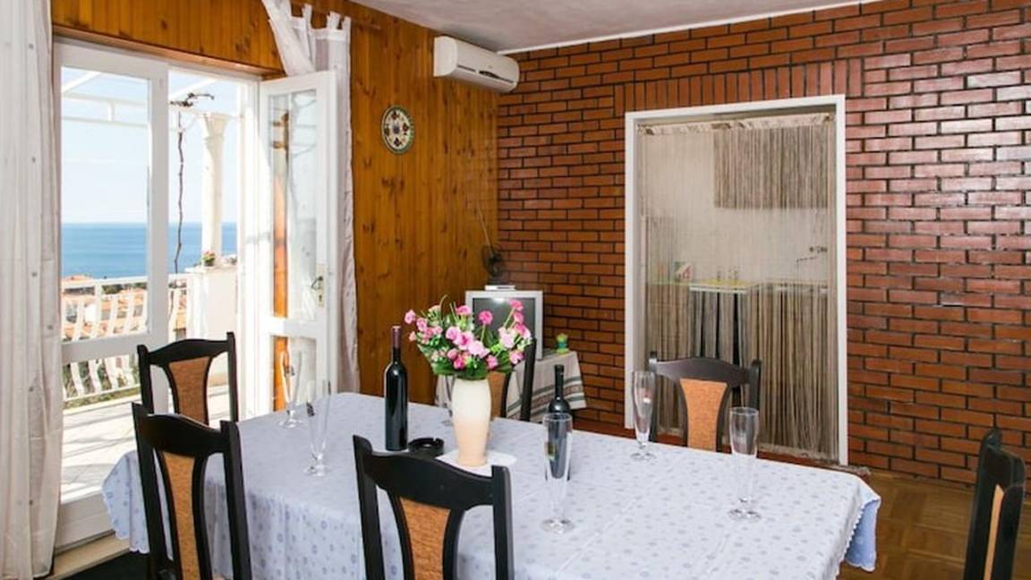 65 M² Apartment ∙ 3 Bedrooms ∙ 5 Guests - Dubrovnik