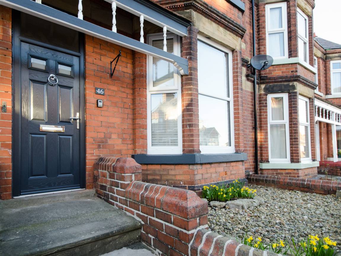 Cottage ∙ 5 Bedrooms ∙ 9 Guests - Filey