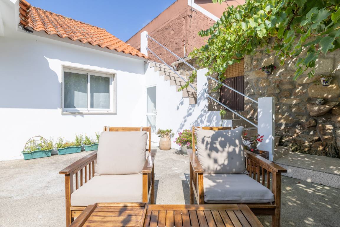 90 M² Casa ∙ 2 Habitaciones ∙ 4 Huéspedes - Cangas