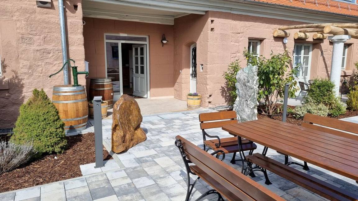 39 M² Ferienwohnung ∙ 1 Schlafzimmer ∙ 2 Gäste - Altmühltal