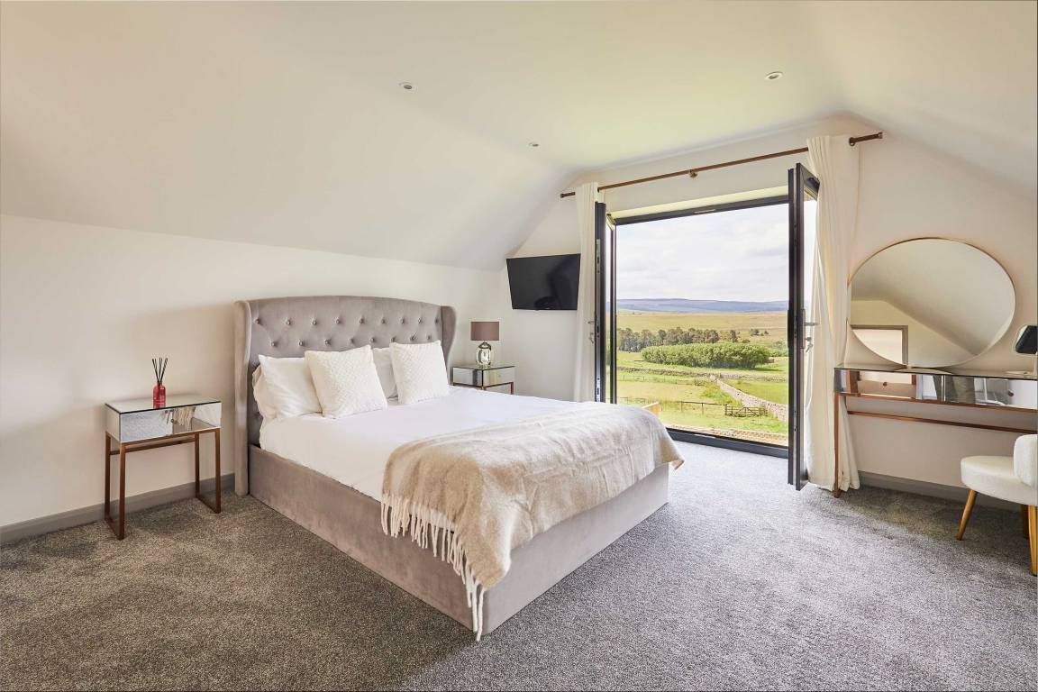 Apartment ∙ 4 Bedrooms ∙ 8 Guests - Otterburn