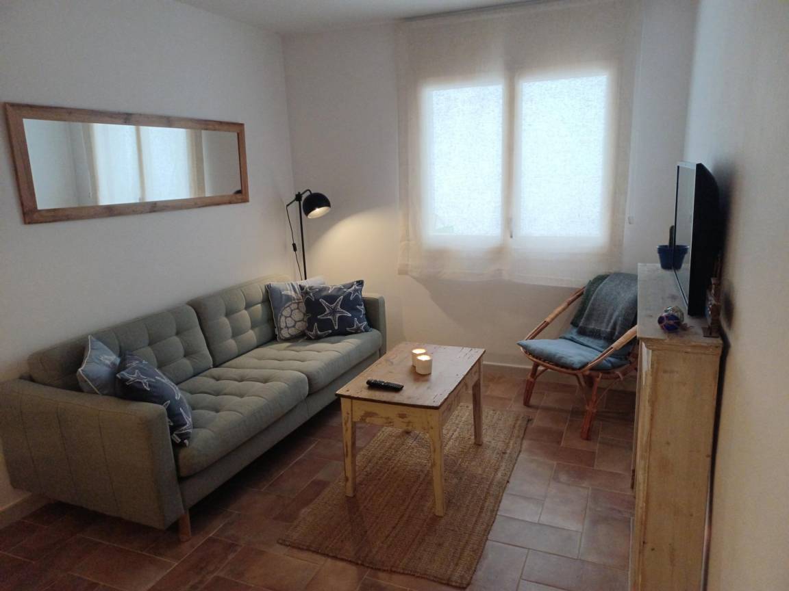 60 M² Apartment ∙ 2 Bedrooms ∙ 4 Guests - Palafrugell