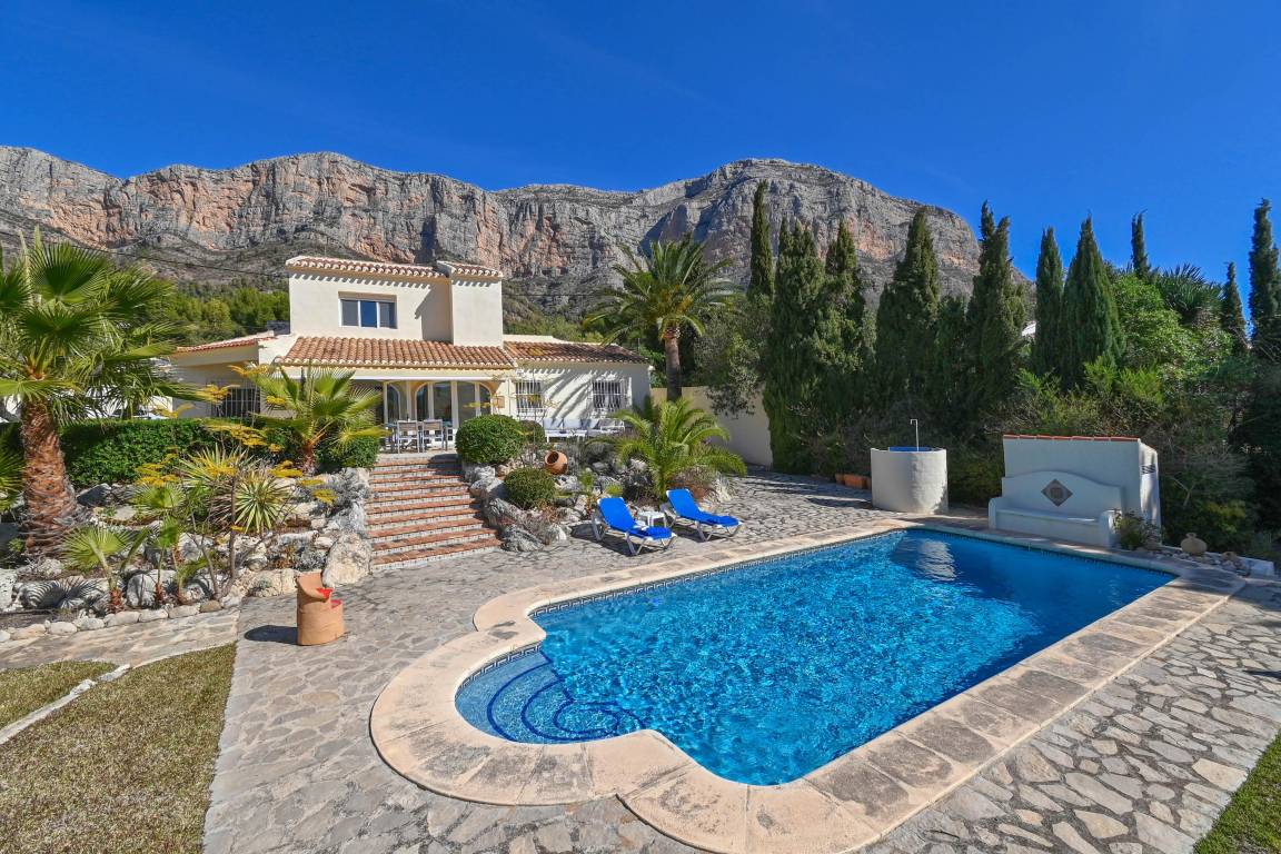 119 M² House ∙ 3 Bedrooms ∙ 6 Guests - Dénia