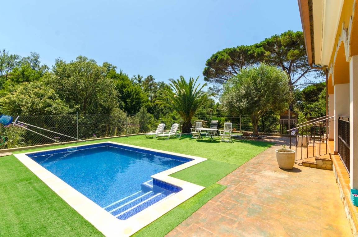 120 M² Villa ∙ 3 Schlafzimmer ∙ 9 Gäste - Blanes
