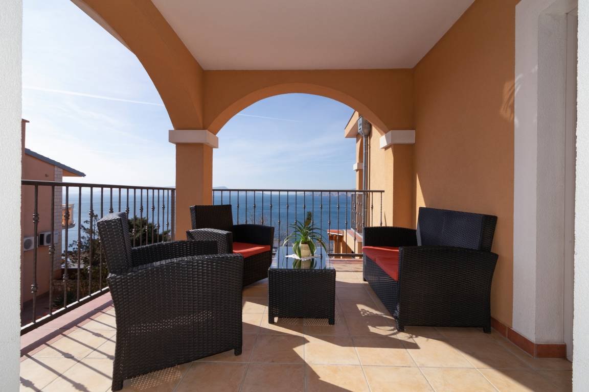 60 M² Ferienwohnung ∙ 1 Schlafzimmer ∙ 4 Gäste - Baška