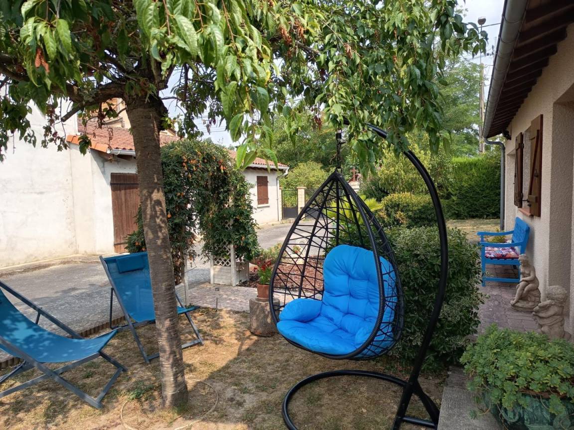 75 M² Gîte ∙ 3 Chambres ∙ 5 Personnes - Auterive