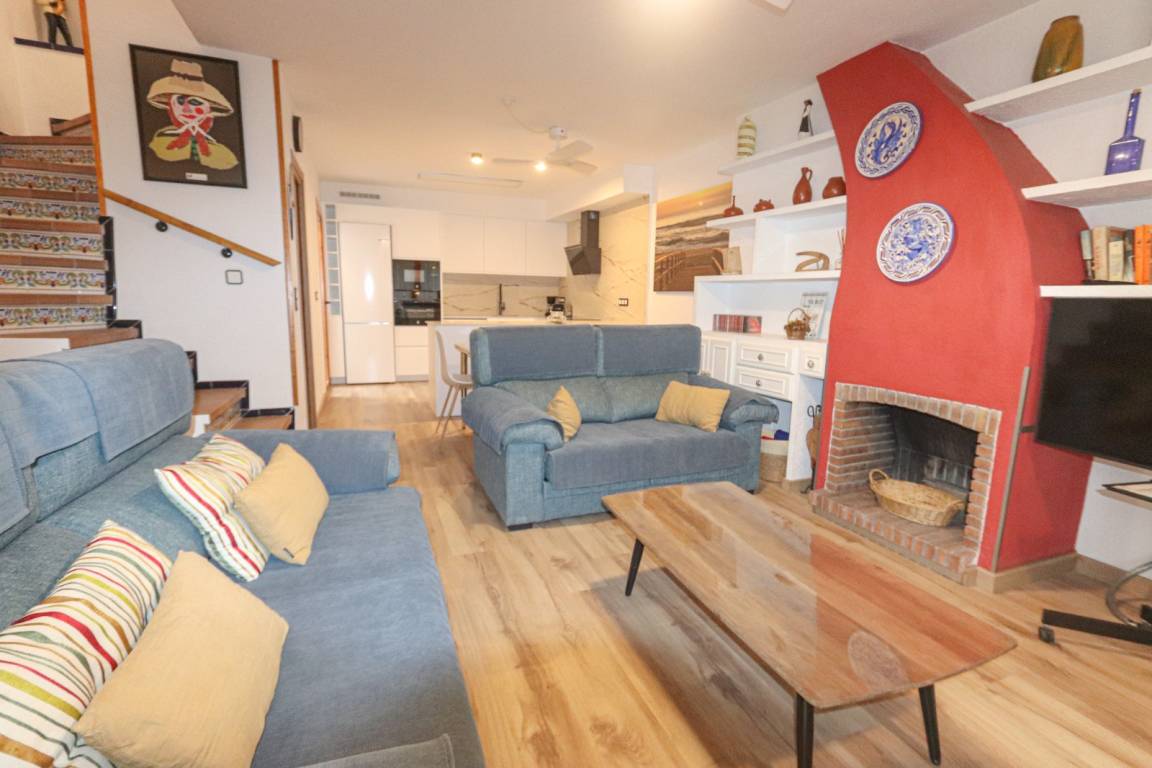 100 M² Bungalow ∙ 3 Bedrooms ∙ 6 Guests - Alicante
