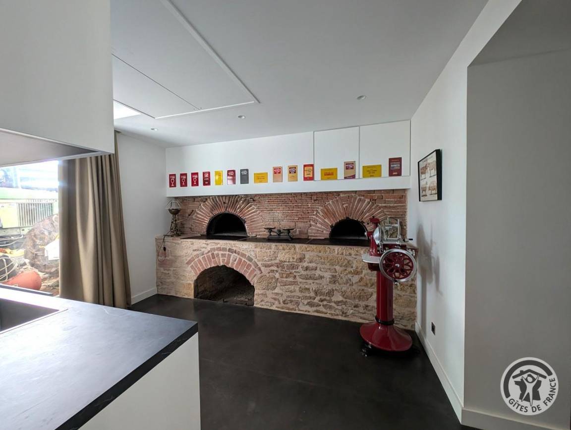 760 m² Landhaus ∙ 10 Schlafzimmer ∙ 26 Gäste – Bild 49