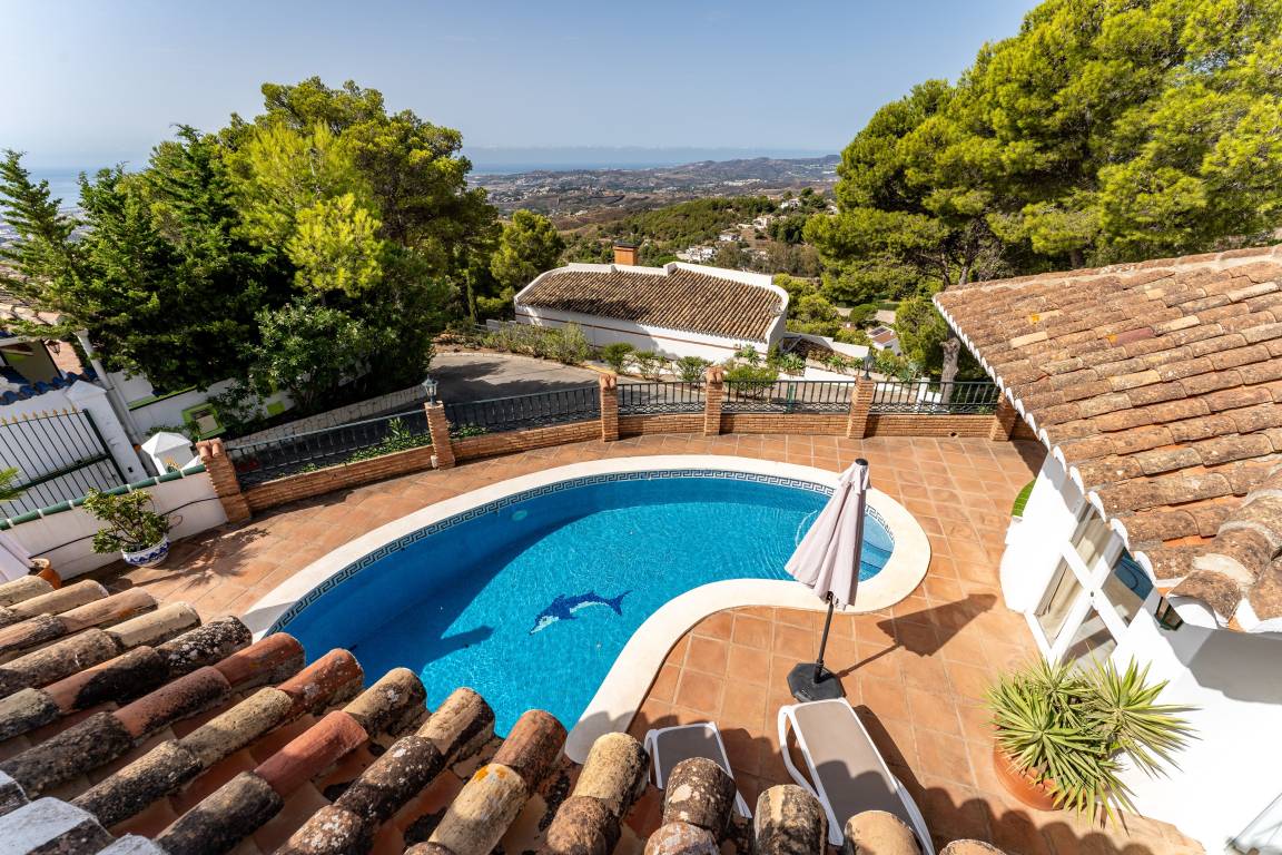121 M² Villa ∙ 2 Bedrooms ∙ 4 Guests - Mijas