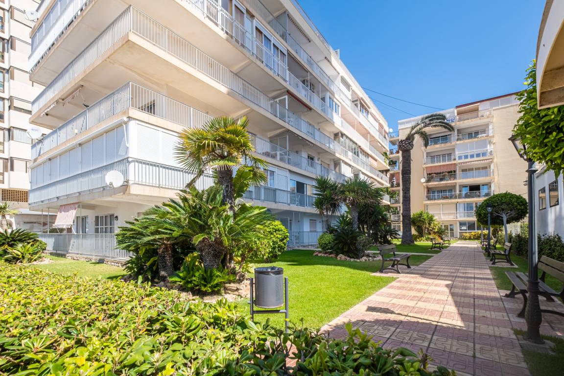 53 M² Apartment ∙ 2 Bedrooms ∙ 5 Guests - Benidorm