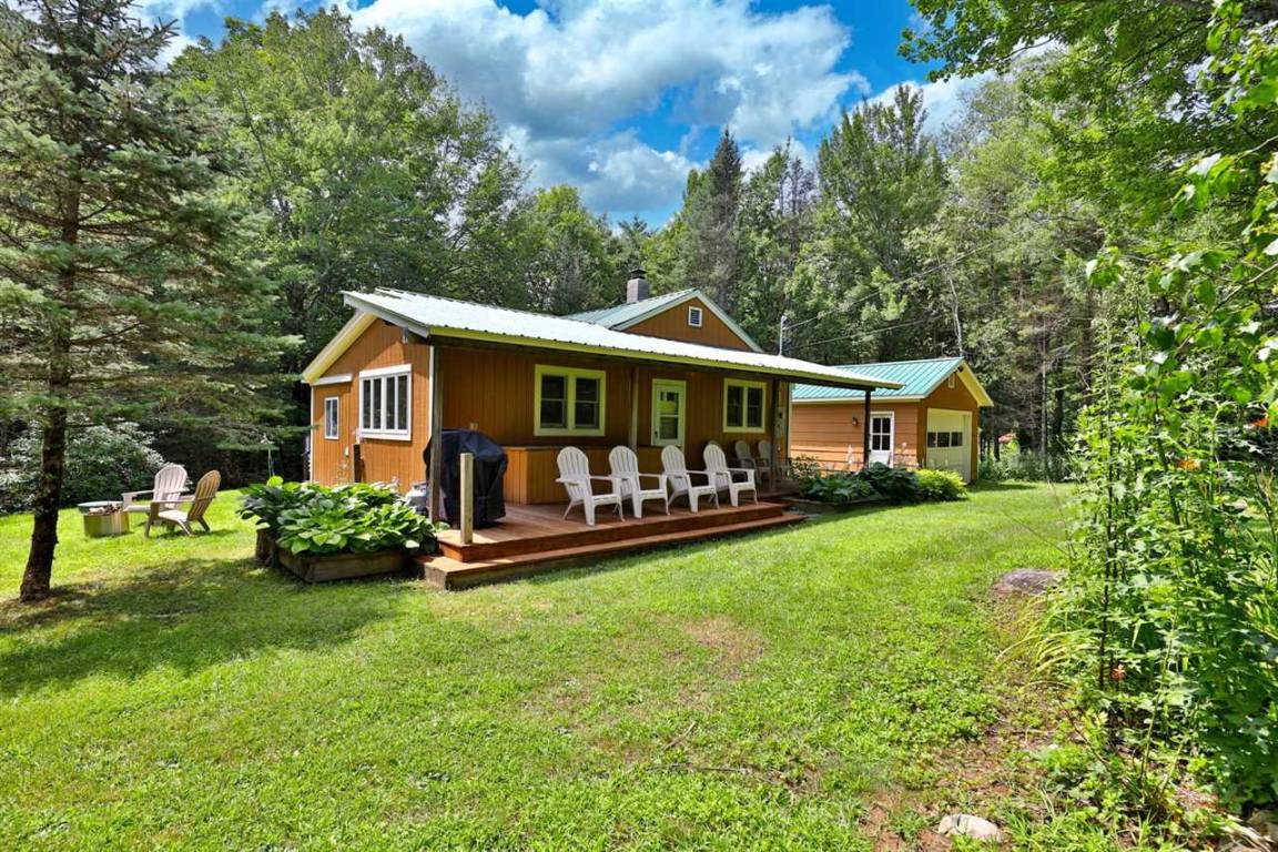 Cottage ∙ 2 Bedrooms ∙ 6 Guests - Vermont