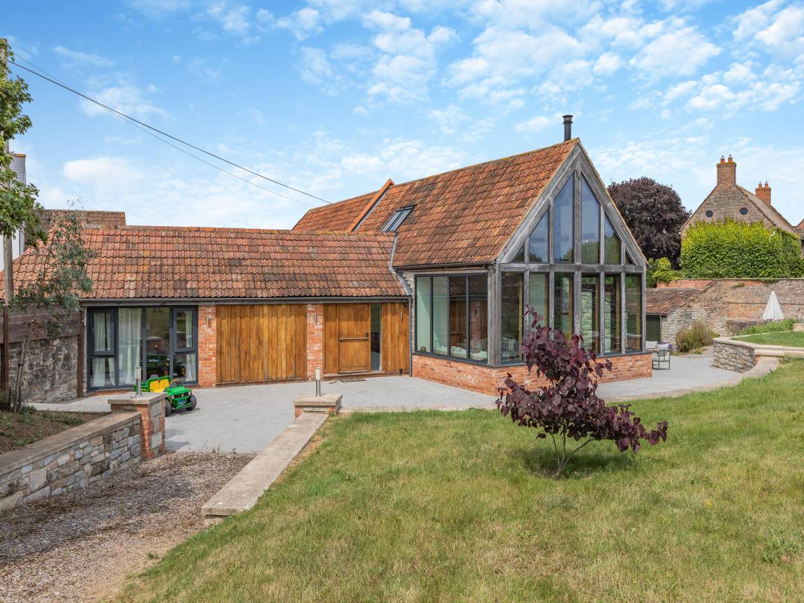 Cottage ∙ 4 Bedrooms ∙ 6 Guests - Bridgwater