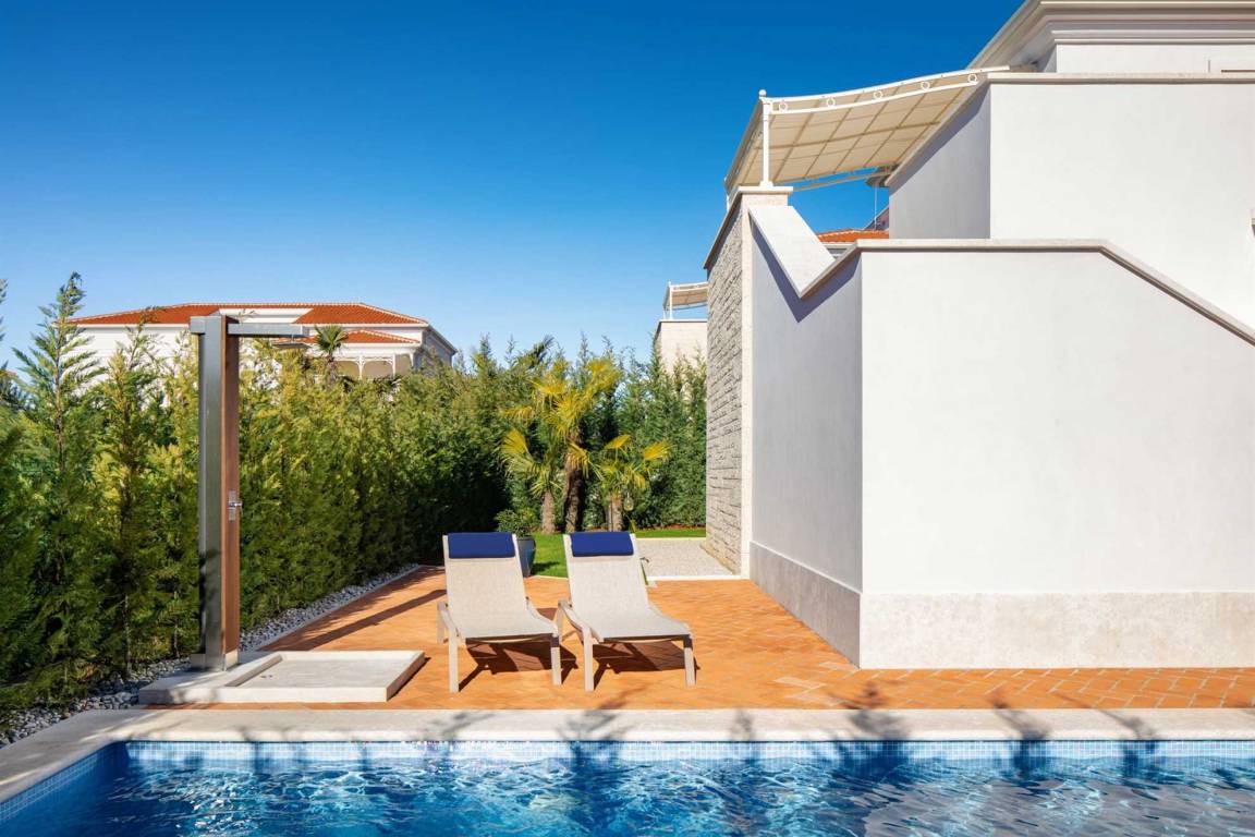 287 M² Villa ∙ 4 Schlafzimmer ∙ 8 Gäste - Poreč
