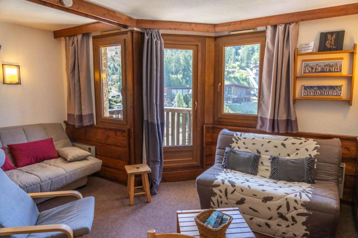 30 m² Studio ∙ 1 Schlafzimmer ∙ 6 Gäste – Bild 1
