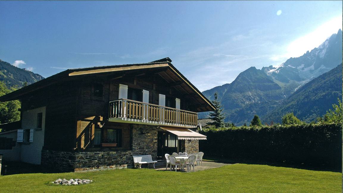 185 M² Chalet ∙ 6 Bedrooms ∙ 12 Guests - Les Praz