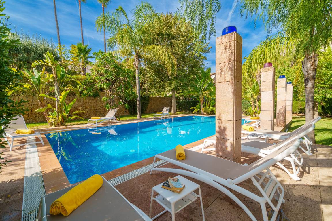 400 M² Maison De Vacances ∙ 4 Chambres ∙ 8 Personnes - Inca
