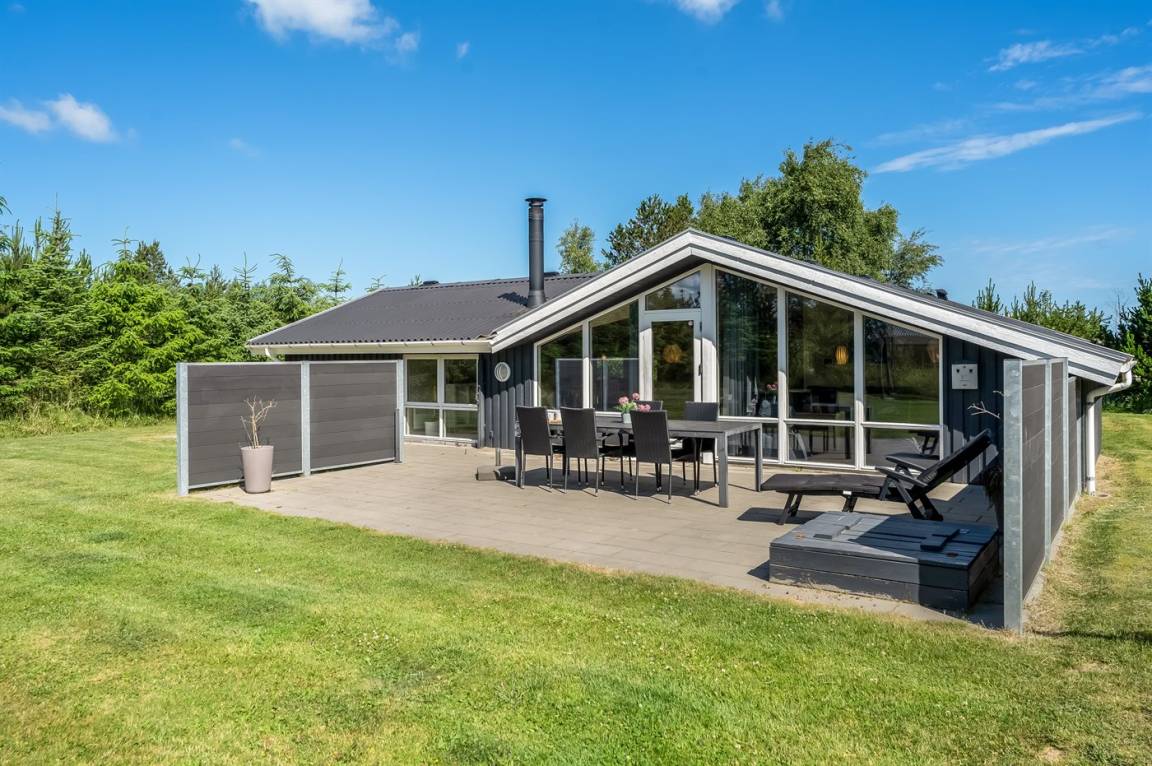111 m&sup2; Ferienhaus 4 Schlafzimmer 8 G&auml;ste