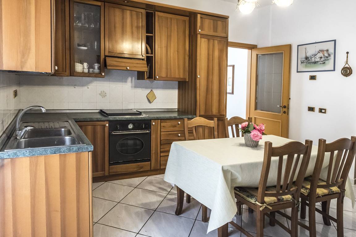 120 M² Apartment ∙ 4 Bedrooms ∙ 7 Guests - Sirolo