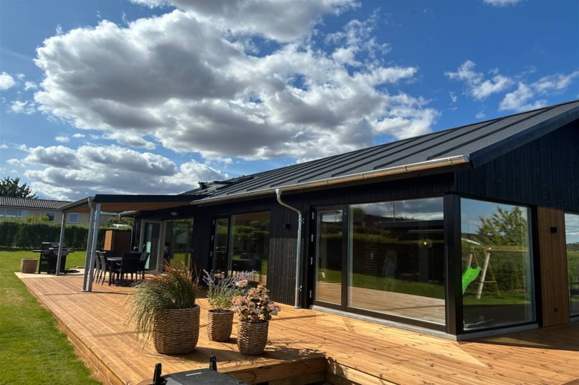104 m&sup2; Ferienhaus 3 Schlafzimmer 8 G&auml;ste