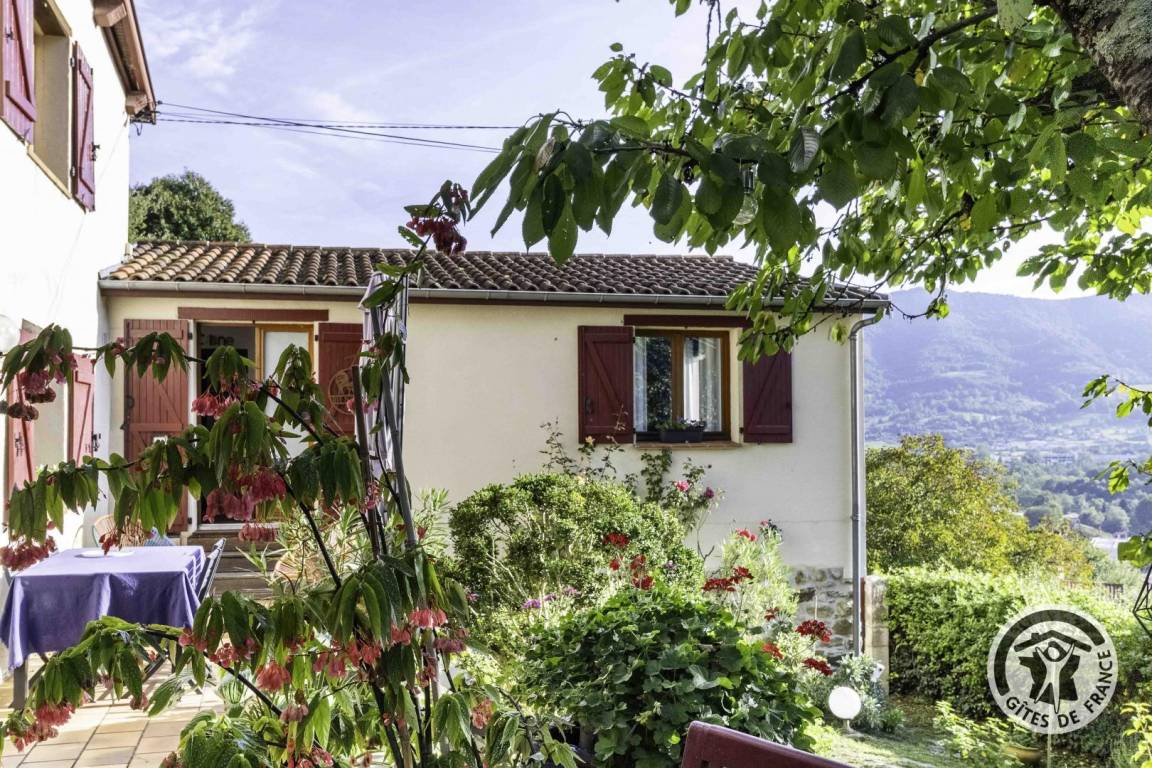40 M² Mökki ∙ 1 Makuuhuone ∙ 2 Vierasta - Tarascon-sur-Ariège