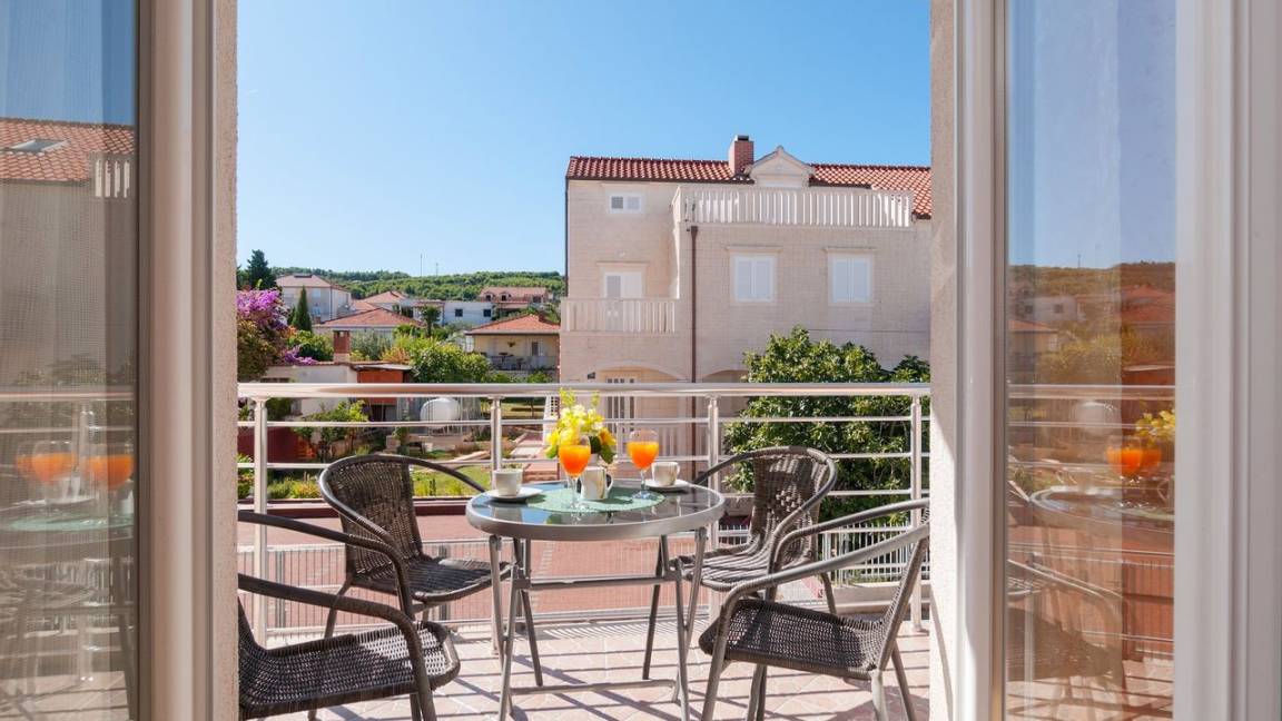 40 M² Apartment ∙ 2 Bedrooms ∙ 4 Guests - Supetar