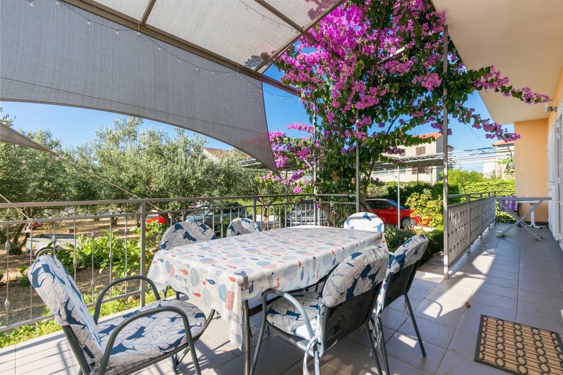 51 M² Apartment ∙ 2 Bedrooms ∙ 6 Guests - Trogir