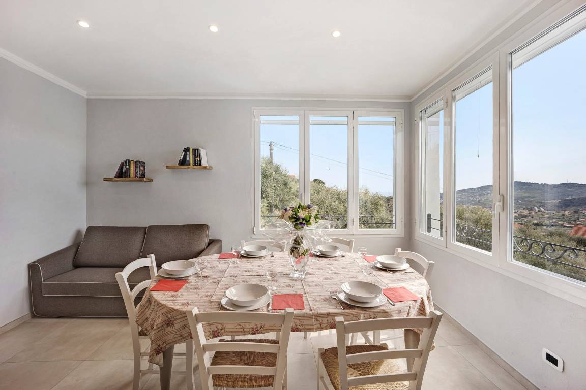 75 M² Apartment ∙ 3 Bedrooms ∙ 6 Guests - Diano Marina