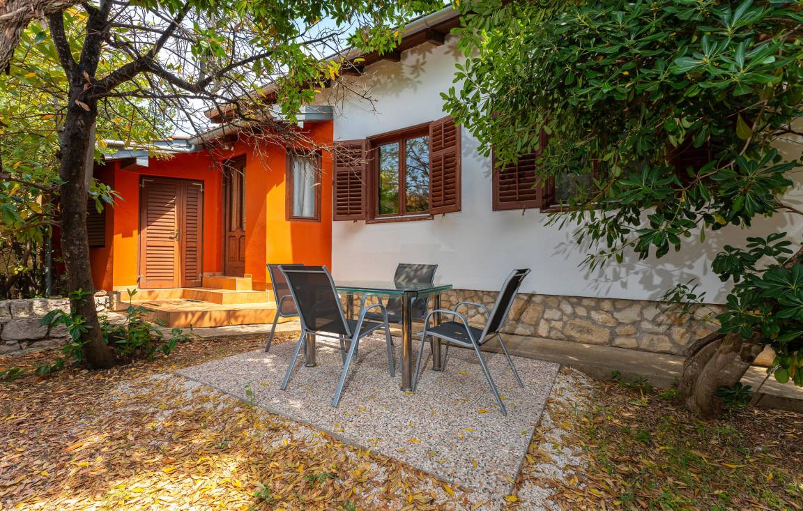 72 M² Ferienhaus ∙ 2 Schlafzimmer ∙ 4 Gäste - Sveti Filip i Jakov
