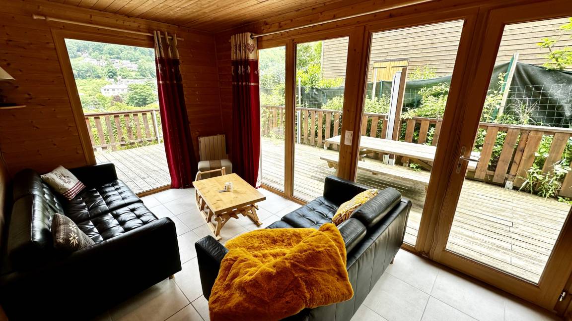 120 M² Chalet ∙ 4 Bedrooms ∙ 10 Guests - Puy de Sancy