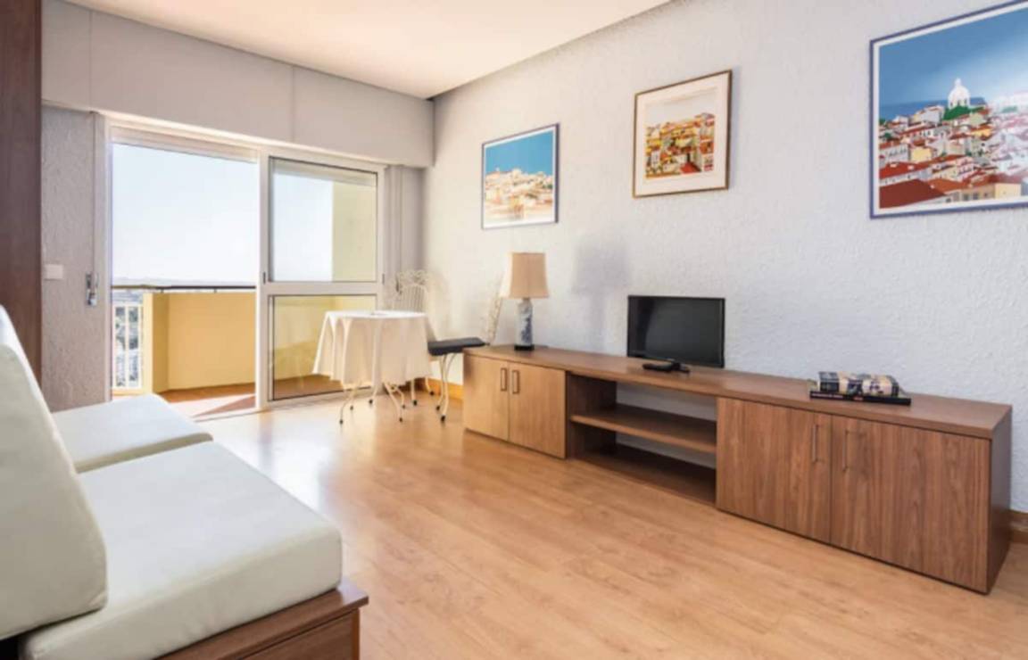 21 M² Casa ∙ 1 Quarto ∙ 2 Hóspedes - Cascais