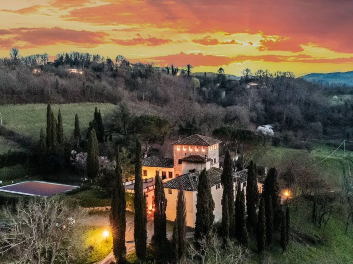 600 M² Ferienhaus ∙ 6 Schlafzimmer ∙ 12 Gäste - Borgo San Lorenzo
