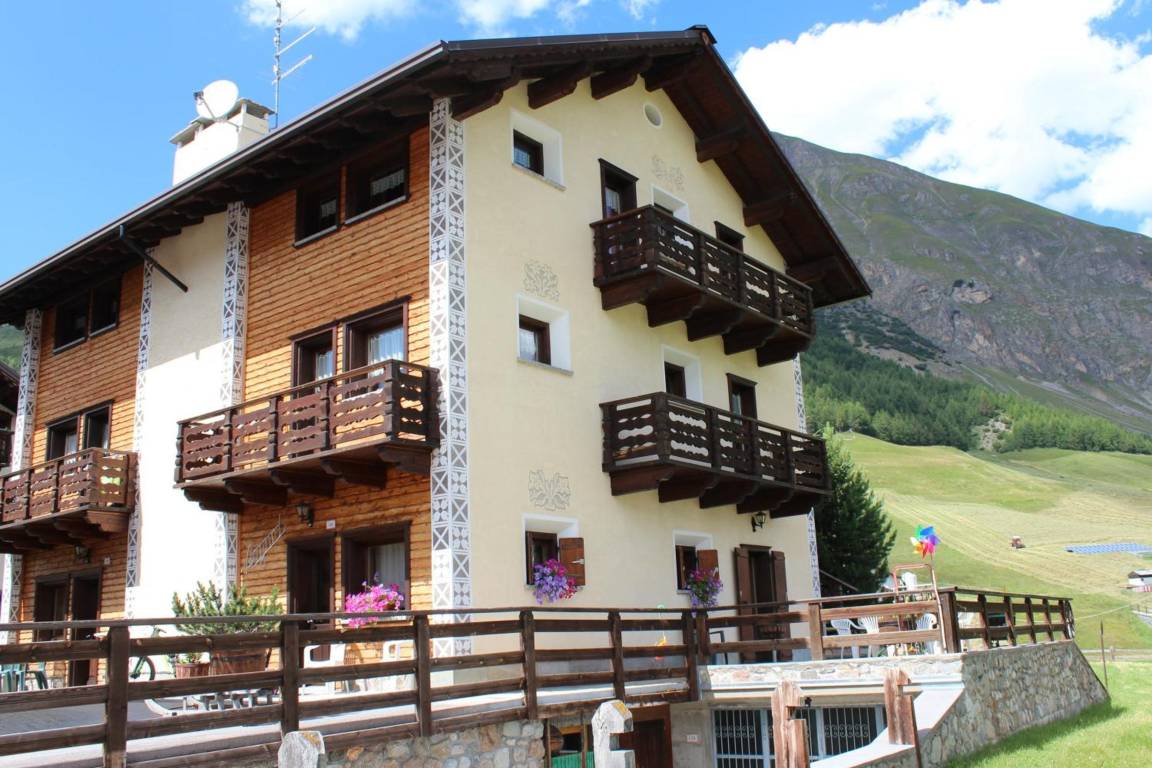 50 M² Hut ∙ 2 Slaapkamers ∙ 3 Gasten - Livigno