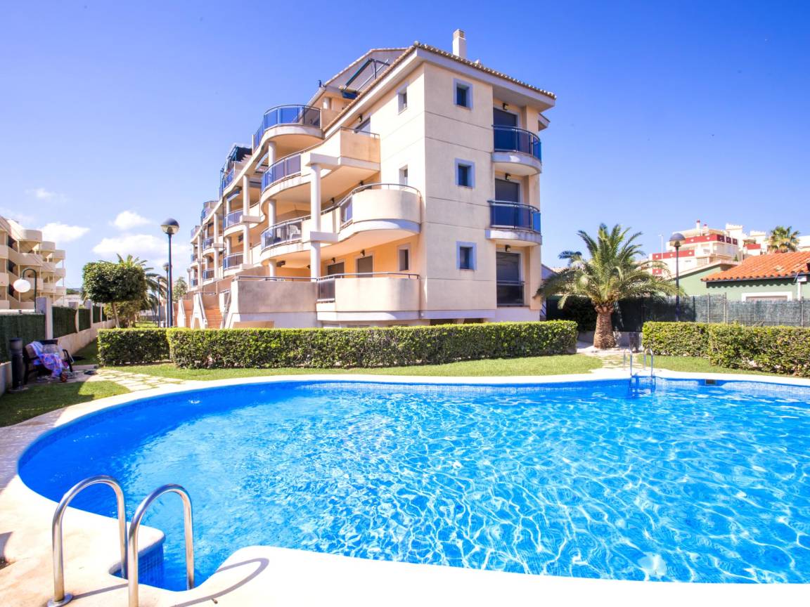 80 M² Apartamento ∙ 3 Habitaciones ∙ 6 Huéspedes - Denia